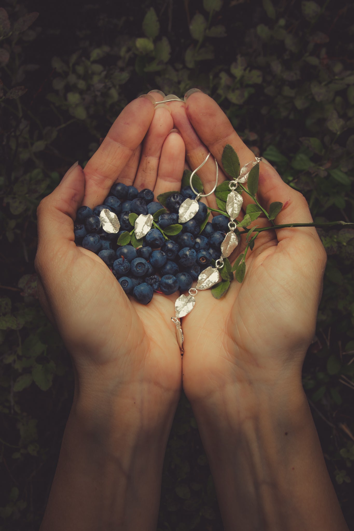 Blåbärsblad armband