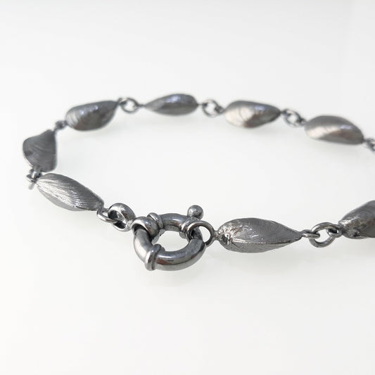 Blue mussle, small-size mussle bracelet